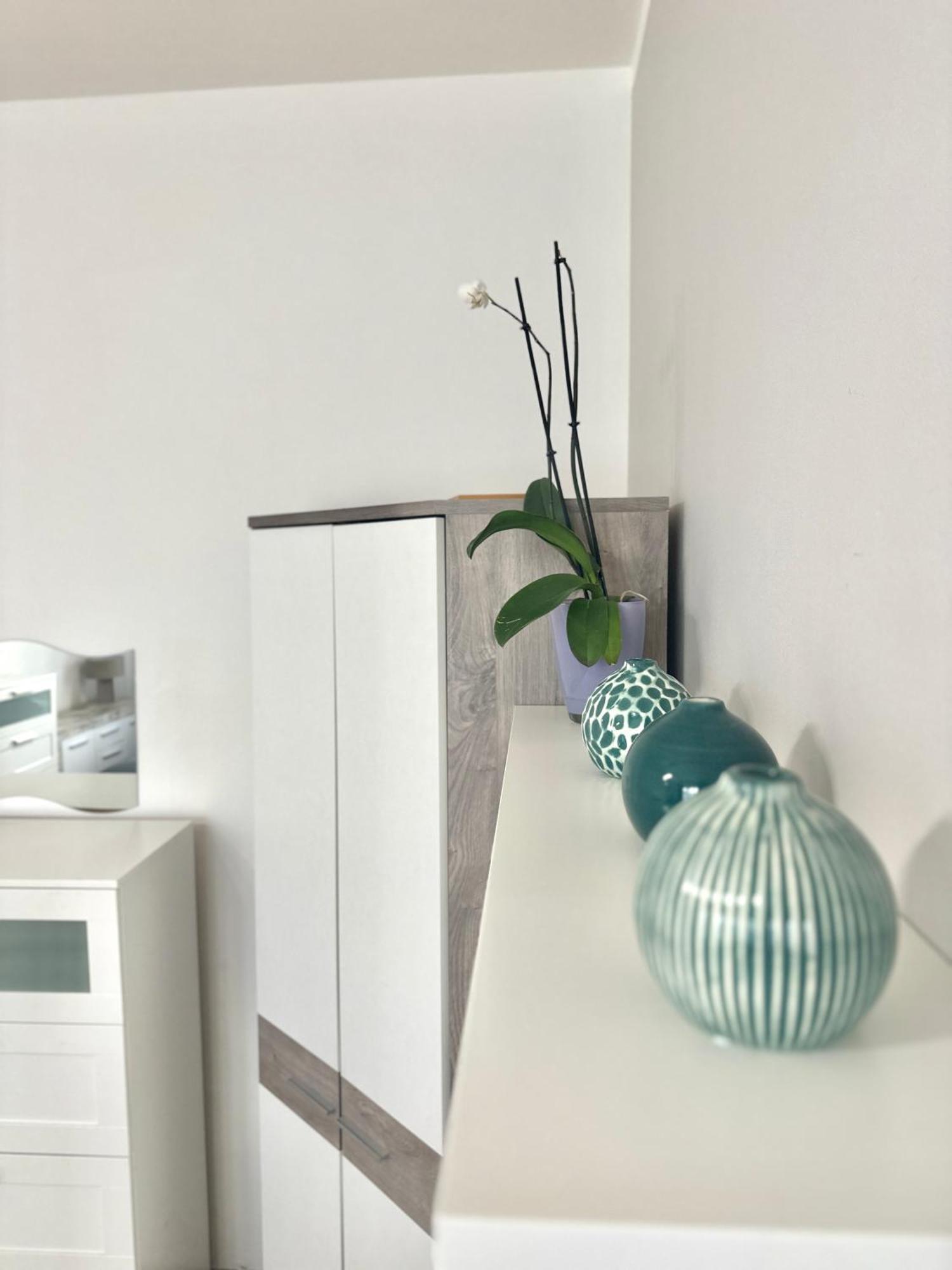 2br Gateway On The Rybna