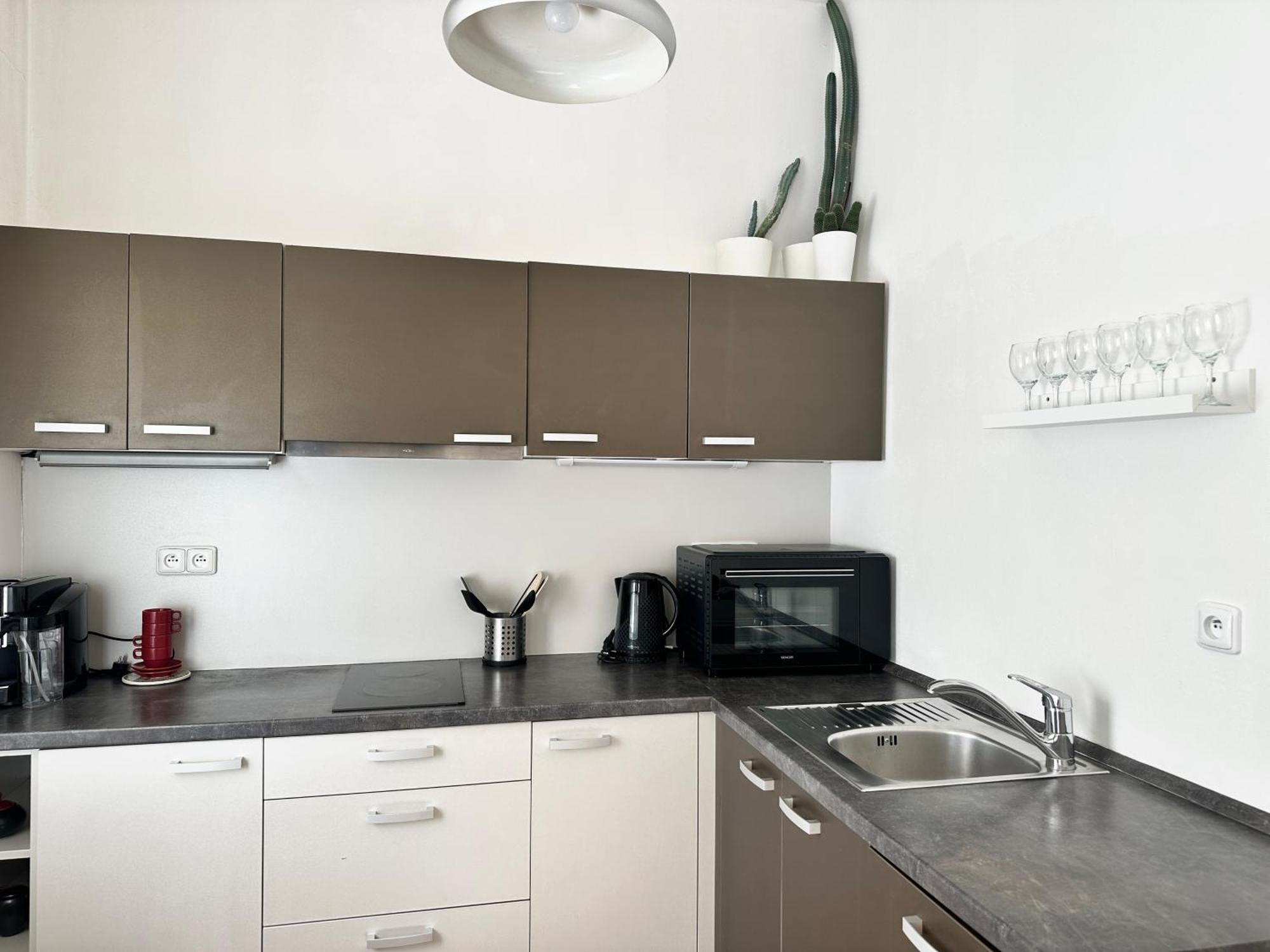 2br Gateway On The Rybna * Prag